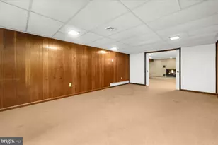 5824 Holiday Dr, Allentown, PA 18104 - Photo 26