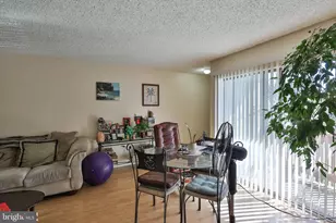1330 S 9th St, Allentown, PA 18103 - Photo 18