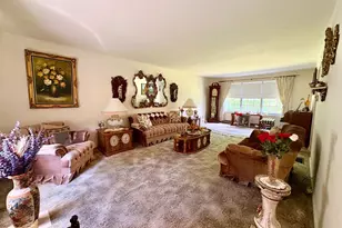 5705 Bel Air Dr, Coopersburg, PA 18036 - Photo 6