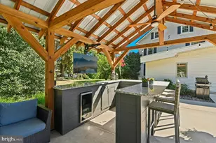 222 Bastian Ln, Allentown, PA 18104 - Photo 34