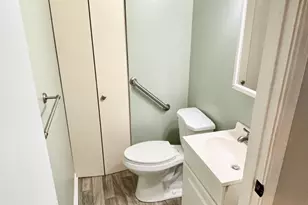 1726 Saratoga Ct, Allentown, PA 18104 - Photo 14