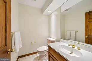 4403 Newton Cir, Emmaus, PA 18049 - Photo 24