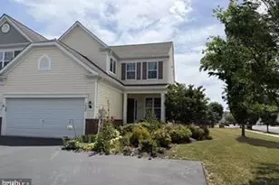 1428 Waterbury Rd, Breinigsville, PA 18031 - Photo 2