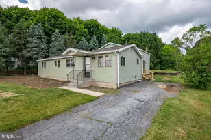 5861 Memorial Rd, Germansville, PA 18053 - Photo 2