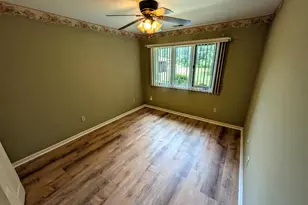 5634 Merion Ln, Macungie, PA 18062 - Photo 16