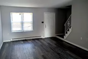 2825 Rhonda Ln, Allentown, PA 18103 - Photo 2