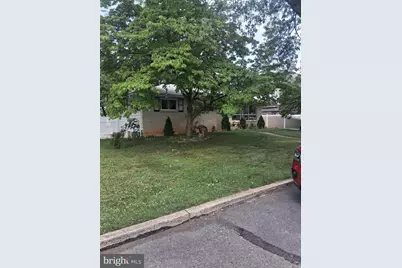 1611 S Race Street, Allentown, PA 18103 - Photo 2