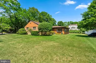 2619 W Greenleaf St, Allentown, PA 18104 - Photo 10