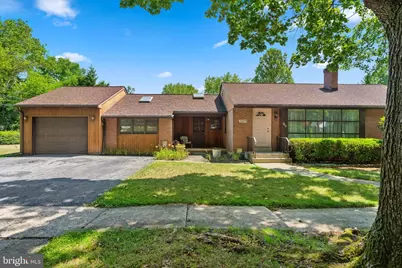 2619 W Greenleaf Street, Allentown, PA 18104 - Photo 1