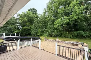 4888 Vera Cruz Rd, Emmaus, PA 18049 - Photo 4