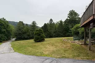 4888 Vera Cruz Rd, Emmaus, PA 18049 - Photo 6