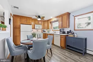 3132 S 6th Ave, Whitehall, PA 18052 - Photo 10