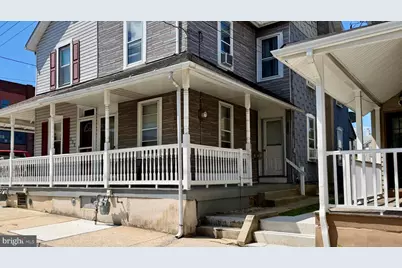 220 S 4th Street, Emmaus, PA 18049 - Photo 2