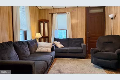 220 S 4th Street, Emmaus, PA 18049 - Photo 4