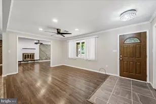 5429 Curtis Dr, Schnecksville, PA 18078 - Photo 6