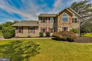 1639 Ashley Ct, Kutztown, PA 19530 - Photo 2