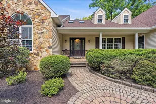 6470 Fawn Ln, Center Valley, PA 18034 - Photo 10