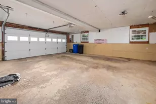 707 W State St, Coopersburg, PA 18036 - Photo 16
