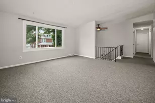 707 W State St, Coopersburg, PA 18036 - Photo 2