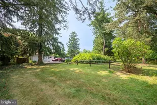 707 W State St, Coopersburg, PA 18036 - Photo 20