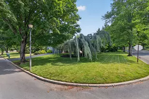 1665 Lamplighter Dr, Macungie, PA 18062 - Photo 24