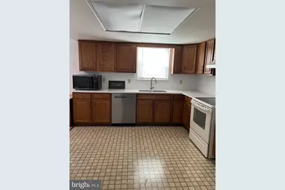 4258 Iroquois Street, Schnecksville, PA 18078 - Photo 10