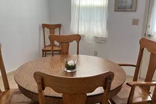 4258 Iroquois St, Schnecksville, PA 18078 - Photo 8