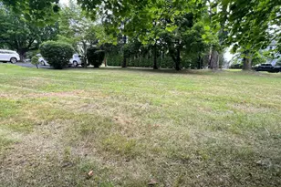 6854 N Main St, Coopersburg, PA 18036 - Photo 10