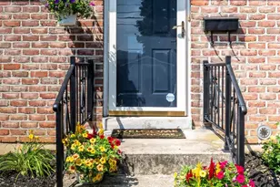 122 N 7th St, Emmaus, PA 18049 - Photo 2