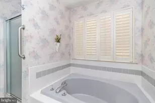 310 Oxford Pl, Macungie, PA 18062 - Photo 24