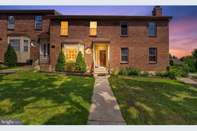 1910 Alberta Drive, Whitehall, PA 18052 - Photo 2