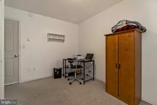 2275 Irma Dr, Allentown, PA 18109 - Photo 30