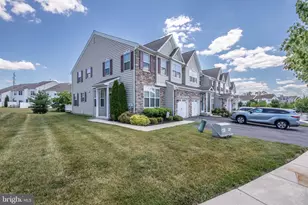 4606 Woodbrush Way, Allentown, PA 18104 - Photo 2