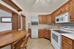 121 E Elm St, Emmaus, PA 18049 - Photo 12