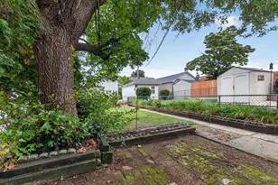 121 E Elm St, Emmaus, PA 18049 - Photo 30