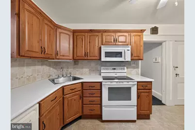 121 E Elm Street, Emmaus, PA 18049 - Photo 14