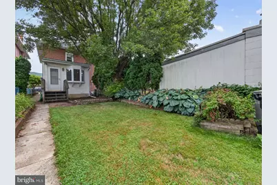 121 E Elm Street, Emmaus, PA 18049 - Photo 28