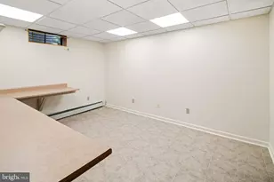 2705 W Chew St, Allentown, PA 18104 - Photo 32