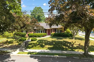 2705 W Chew St, Allentown, PA 18104 - Photo 2