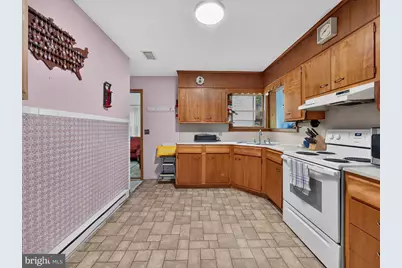 720 Lechauweki, Fountain Hill, PA 18015 - Photo 22