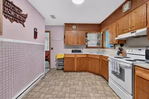 720 Lechauweki, Fountain Hill, PA 18015 - Photo 22