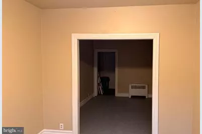 832 Chestnut, Allentown, PA 18102 - Photo 2