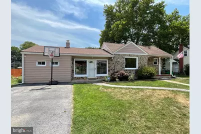 3128 Diamond Avenue, Allentown, PA 18103 - Photo 2