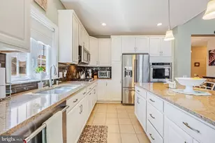 4406 Colonial, Center Valley, PA 18034 - Photo 18