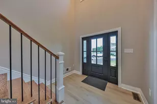 4740 Hillcrest Ln, Whitehall, PA 18052 - Photo 4