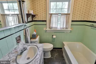 132 E Landis St, Coopersburg, PA 18036 - Photo 26