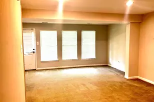 4606 Jasmine Dr, Center Valley, PA 18034 - Photo 4