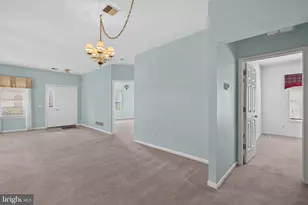 4690 Blue Grass Ln, Macungie, PA 18062 - Photo 8
