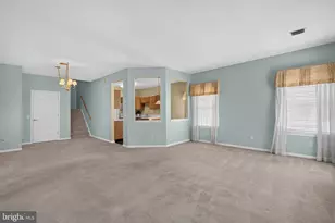4690 Blue Grass Ln, Macungie, PA 18062 - Photo 4