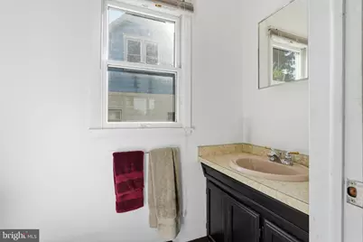 1665 Broadway, Bethlehem, PA 18015 - Photo 14